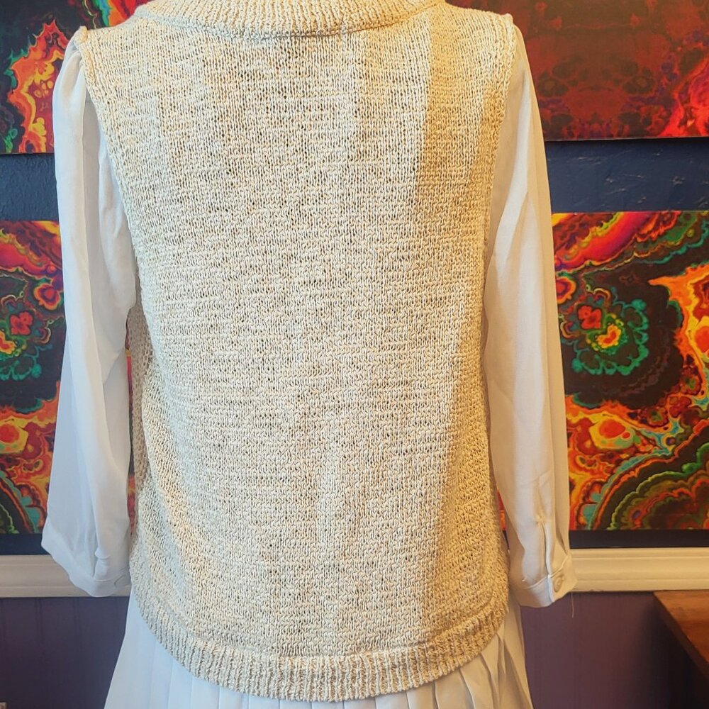 Lauren Conrad ~ Sz Sm ~ Pleated Mock - Layer Top ~ Excellent Condition - Picture 4 of 8